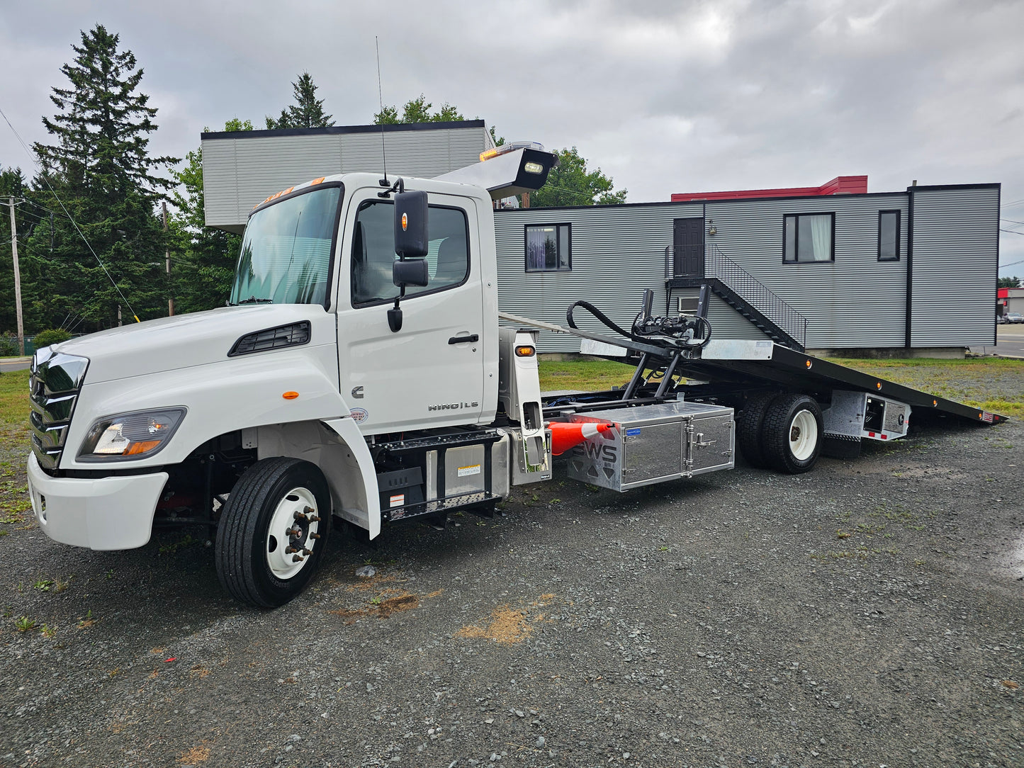 12TDP21 / HINO L6-SINGLE AXLE-AIR SUSP-HYDR BRAKE