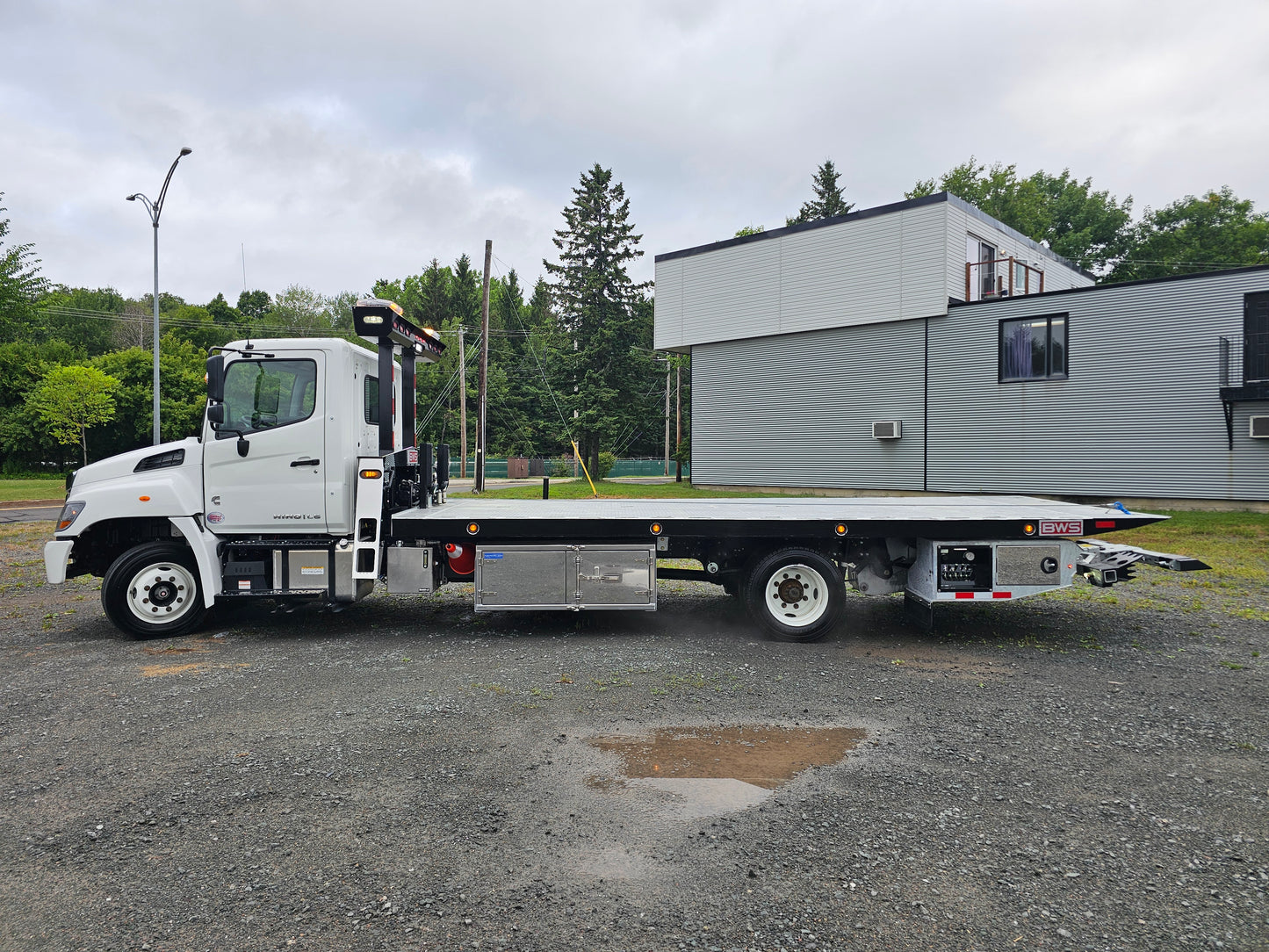12TDP21 / HINO L6-SINGLE AXLE-AIR SUSP-HYDR BRAKE
