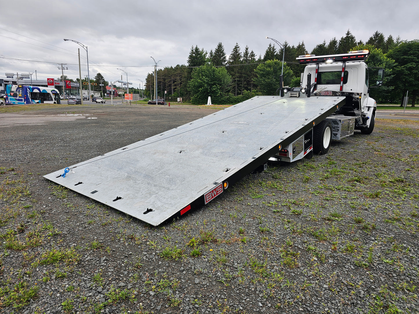 12TDP21 / HINO L6-SINGLE AXLE-AIR SUSP-HYDR BRAKE